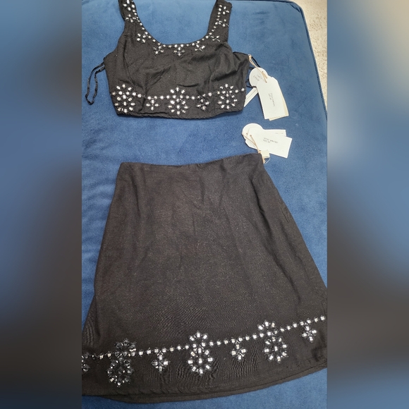 mid night sky Dresses & Skirts - Elegant Black Skirt with Embellishments